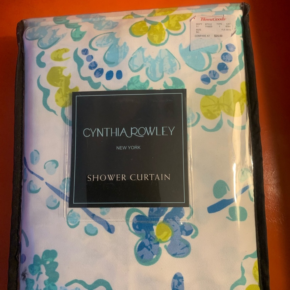 Cynthia Rowley Clover Medallion Shower Curtain in Blue and Green
